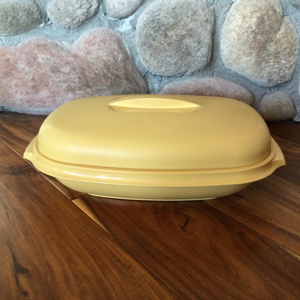 Vintage Tupperware Microwave  Vegetable and Rice Steamer